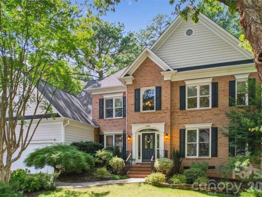 7418 Tarland Lane, Charlotte, NC 28269.  MLS# CAR4413714, YatesRealty ID 44589. 