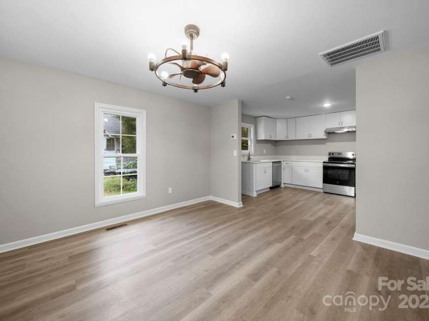 1132 Perkins Street, Gastonia, NC 28054.  MLS# CAR4309178, YatesRealty ID 4459. 