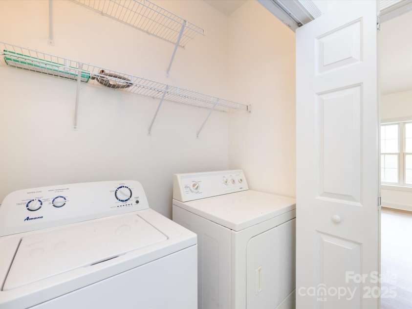 9287 Meadow Vista Road, Charlotte, NC 28213.  MLS# CAR4242150, YatesRealty ID 4459. Laundry Closet
