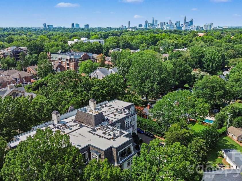 2343 Roswell Avenue, Charlotte, NC 28207.  MLS# CAR4413509, YatesRealty ID 44591. 