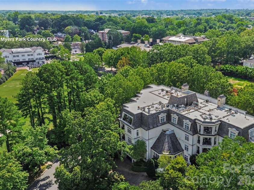 2343 Roswell Avenue, Charlotte, NC 28207.  MLS# CAR4413509, YatesRealty ID 44591. 