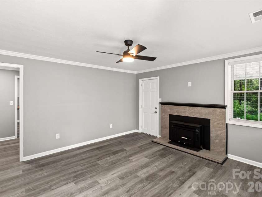 3120 Great Falls Highway, Lancaster, SC 29720.  MLS# CAR4412405, YatesRealty ID 44593. 
