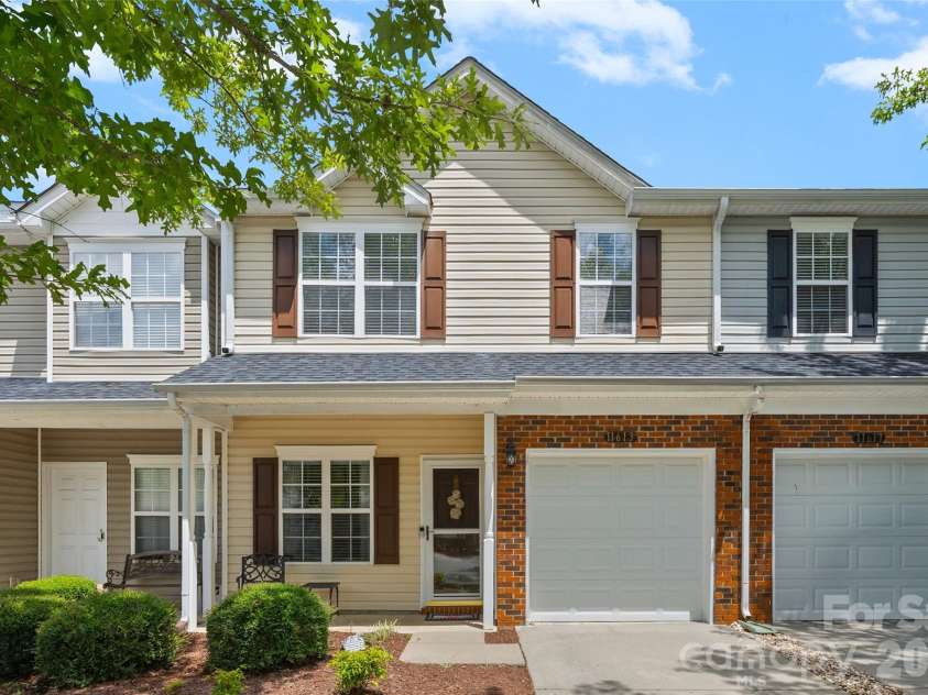 11613 Coddington Ridge Drive, Charlotte, NC 28214.  MLS# CAR4412194, YatesRealty ID 44594. 