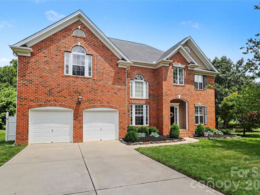 5933 Checkerberry Lane, Huntersville, NC 28078.  MLS# CAR4412836, YatesRealty ID 44595. 