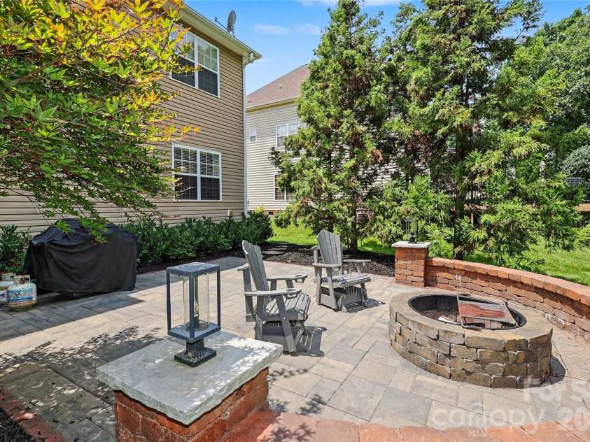 5933 Checkerberry Lane, Huntersville, NC 28078.  MLS# CAR4412836, YatesRealty ID 44595. 