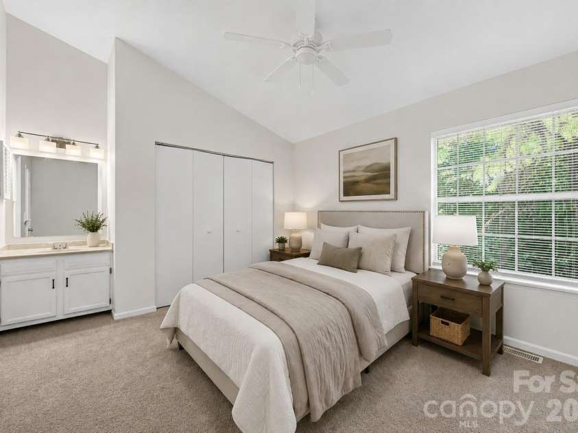 6216 Windsor Gate Lane, Charlotte, NC 28215.  MLS# CAR4412829, YatesRealty ID 44596. Virtually staged to show potential