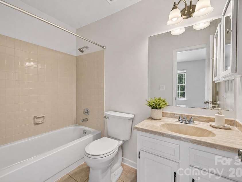 6216 Windsor Gate Lane, Charlotte, NC 28215.  MLS# CAR4412829, YatesRealty ID 44596. Virtually staged to show potential