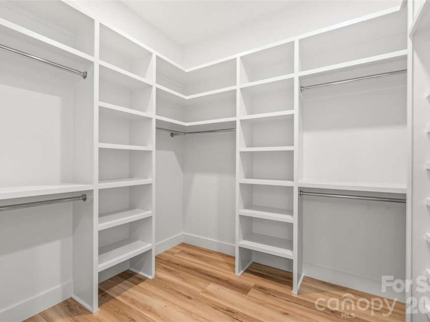 5822 Potter Road, Waxhaw, NC 28173.  MLS# CAR4412912, YatesRealty ID 44597. 