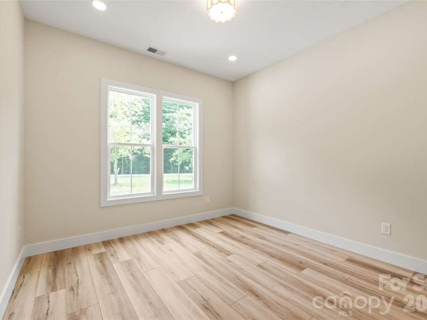 5822 Potter Road, Waxhaw, NC 28173.  MLS# CAR4412912, YatesRealty ID 44597. 