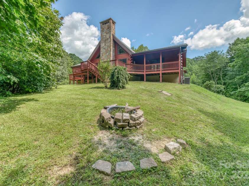 5023 Elk Park Highway, Elk Park, NC 28622.  MLS# CAR4326452, YatesRealty ID 446. 
