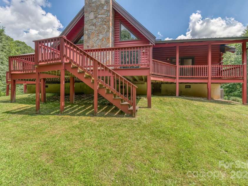 5023 Elk Park Highway, Elk Park, NC 28622.  MLS# CAR4326452, YatesRealty ID 446. 