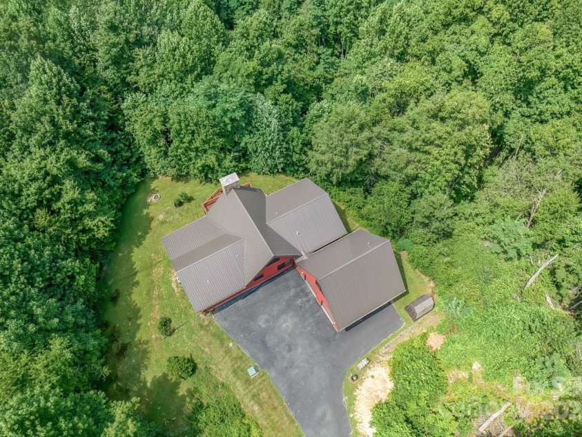 5023 Elk Park Highway, Elk Park, NC 28622.  MLS# CAR4326452, YatesRealty ID 446. 