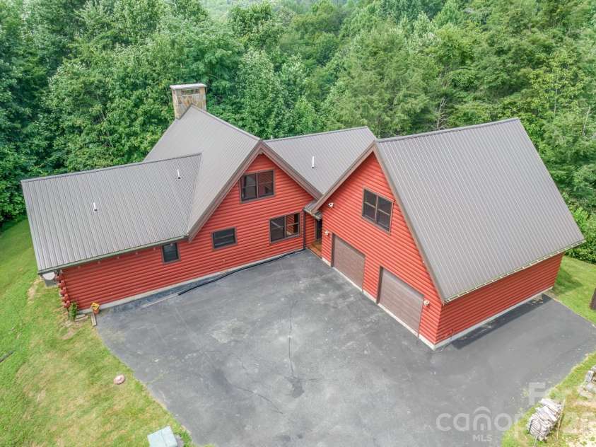 5023 Elk Park Highway, Elk Park, NC 28622.  MLS# CAR4326452, YatesRealty ID 446. 