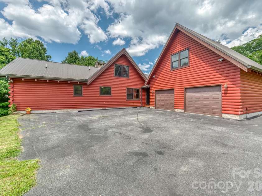 5023 Elk Park Highway, Elk Park, NC 28622.  MLS# CAR4326452, YatesRealty ID 446. 