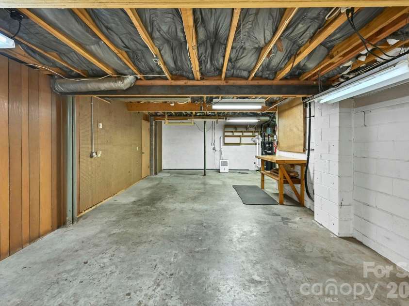 30 Nichols Hill Drive, Asheville, NC 28804.  MLS# CAR4414204, YatesRealty ID 44600. 