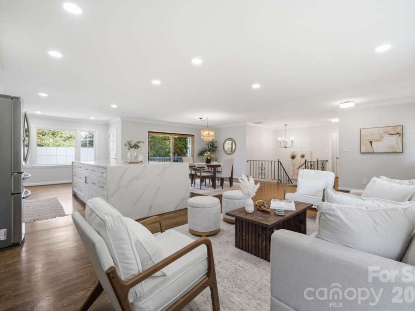 8323 Cliffside Drive, Charlotte, NC 28270.  MLS# CAR4413932, YatesRealty ID 44601. 