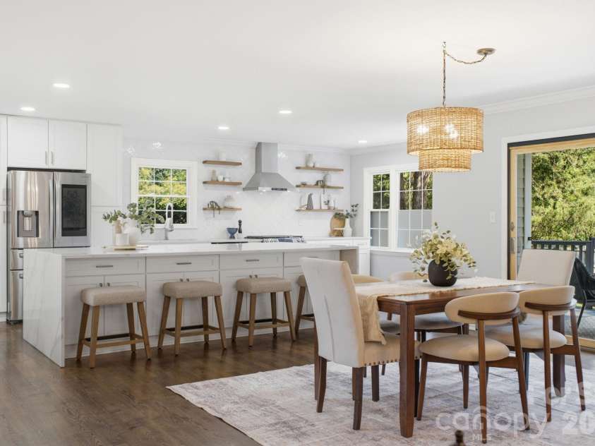 8323 Cliffside Drive, Charlotte, NC 28270.  MLS# CAR4413932, YatesRealty ID 44601. Beautifully updated kitchen