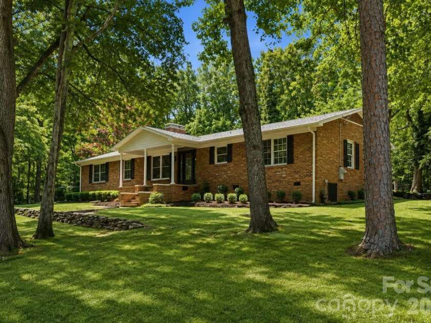 2725 Puetts Chapel Road, Bessemer City, NC 28016.  MLS# CAR4414200, YatesRealty ID 44602. 