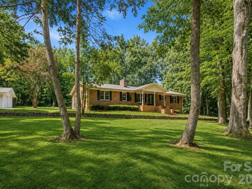 2725 Puetts Chapel Road, Bessemer City, NC 28016.  MLS# CAR4414200, YatesRealty ID 44602. 