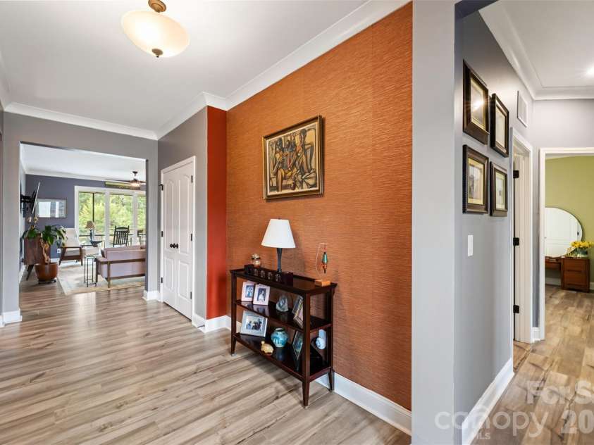 618 Hinterland Lane, Matthews, NC 28104.  MLS# CAR4414165, YatesRealty ID 44603. 
