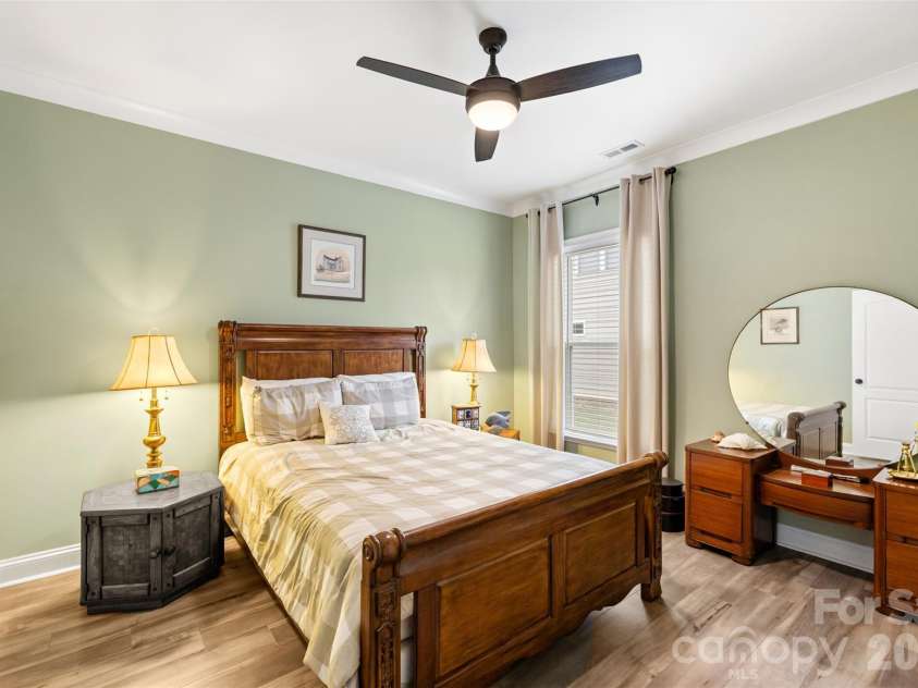 618 Hinterland Lane, Matthews, NC 28104.  MLS# CAR4414165, YatesRealty ID 44603. 