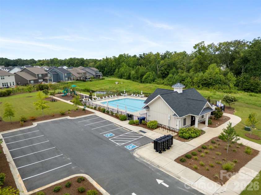 618 Hinterland Lane, Matthews, NC 28104.  MLS# CAR4414165, YatesRealty ID 44603. 