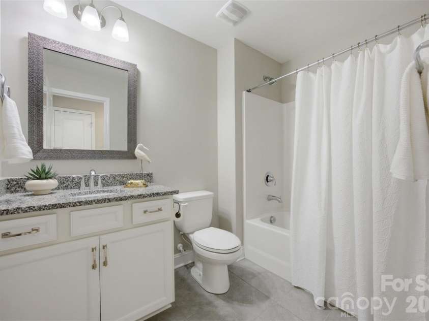 5529 Braddock Mill Way, Lancaster, SC 29720.  MLS# CAR4414208, YatesRealty ID 44604. 