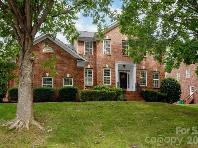 8306 Denholme Drive, Waxhaw, NC 28173.  MLS# CAR4413160, YatesRealty ID 44605. 
