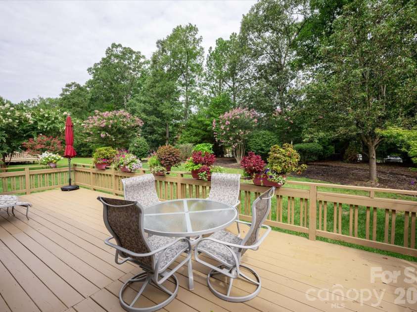 8306 Denholme Drive, Waxhaw, NC 28173.  MLS# CAR4413160, YatesRealty ID 44605. 
