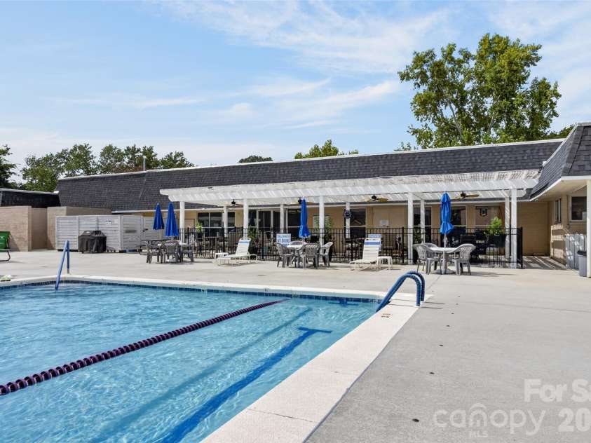 8093 Regent Park Lane, Charlotte, NC 28210.  MLS# CAR4413935, YatesRealty ID 44607. 