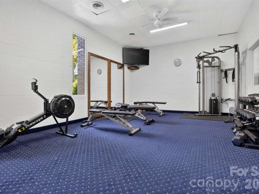 8093 Regent Park Lane, Charlotte, NC 28210.  MLS# CAR4413935, YatesRealty ID 44607. 