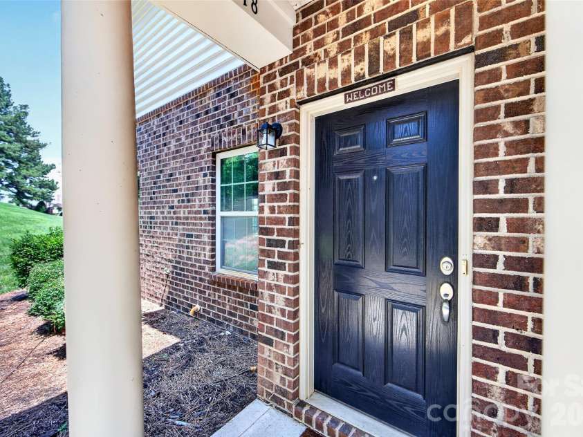 16718 Dolcetto Way, Charlotte, NC 28277.  MLS# CAR4412905, YatesRealty ID 44608. 