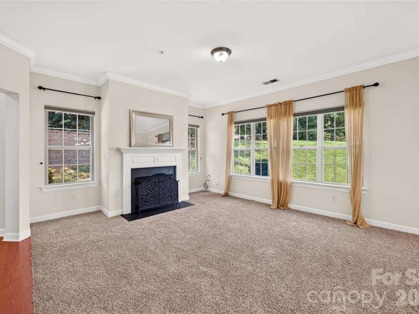 16718 Dolcetto Way, Charlotte, NC 28277.  MLS# CAR4412905, YatesRealty ID 44608. 