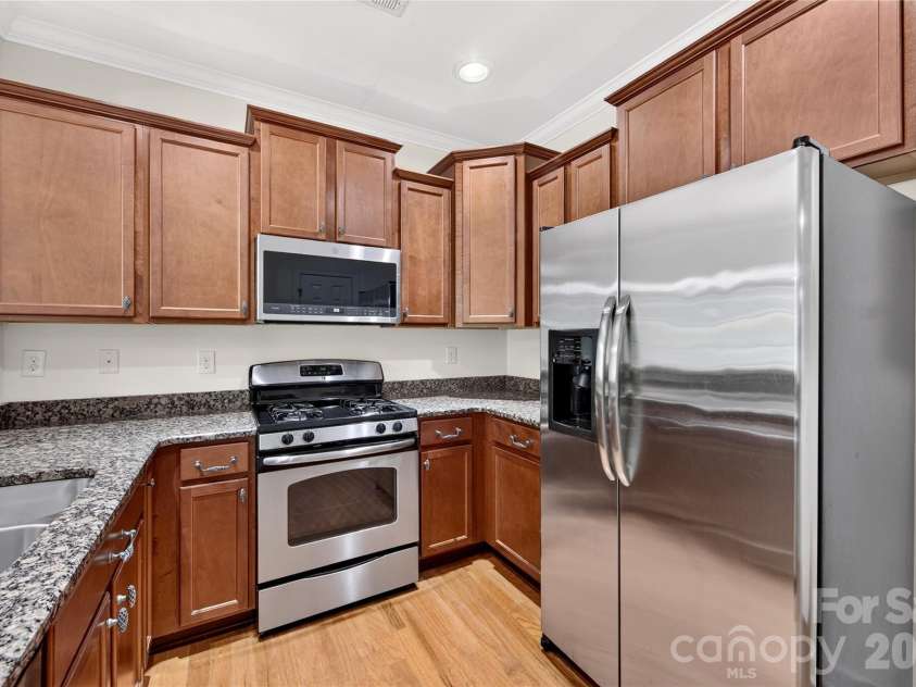 16718 Dolcetto Way, Charlotte, NC 28277.  MLS# CAR4412905, YatesRealty ID 44608. 