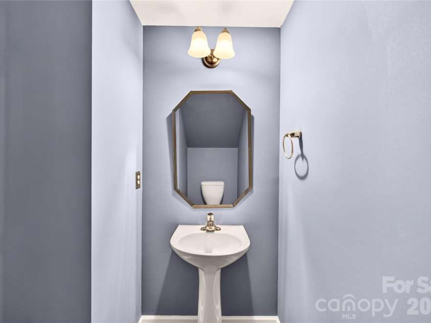 16718 Dolcetto Way, Charlotte, NC 28277.  MLS# CAR4412905, YatesRealty ID 44608. 