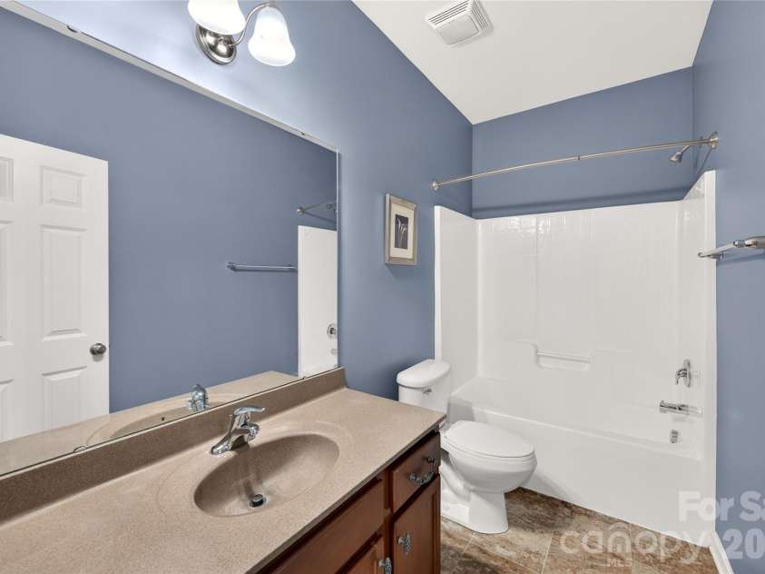 16718 Dolcetto Way, Charlotte, NC 28277.  MLS# CAR4412905, YatesRealty ID 44608. 