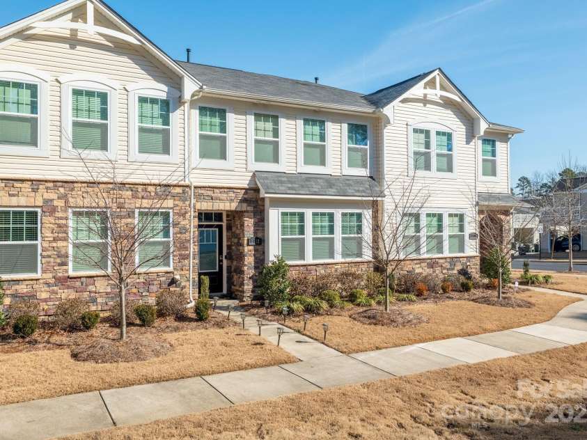 1412 Galloway Road, Charlotte, NC 28262.  MLS# CAR4304388, YatesRealty ID 4461. 