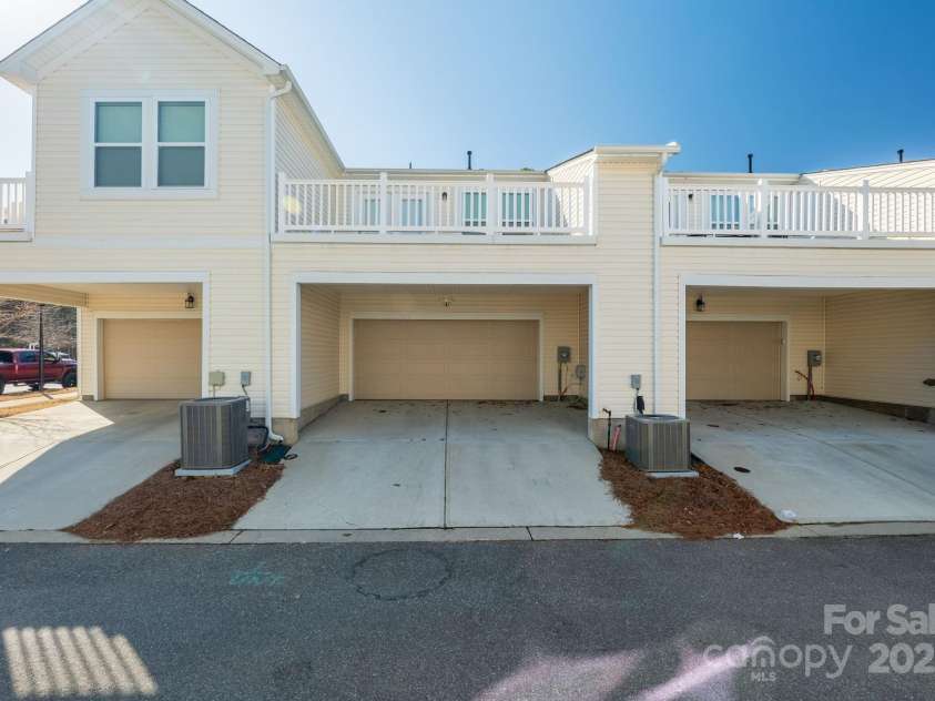 1412 Galloway Road, Charlotte, NC 28262.  MLS# CAR4304388, YatesRealty ID 4461. 