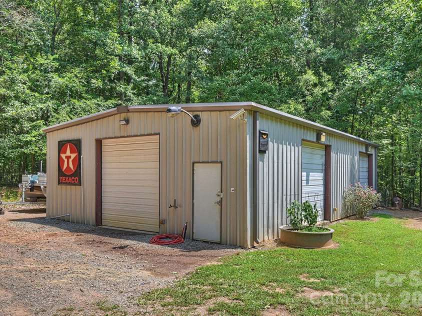 1213 Diana Lee Lane, Monroe, NC 28112.  MLS# CAR4414339, YatesRealty ID 44610. 