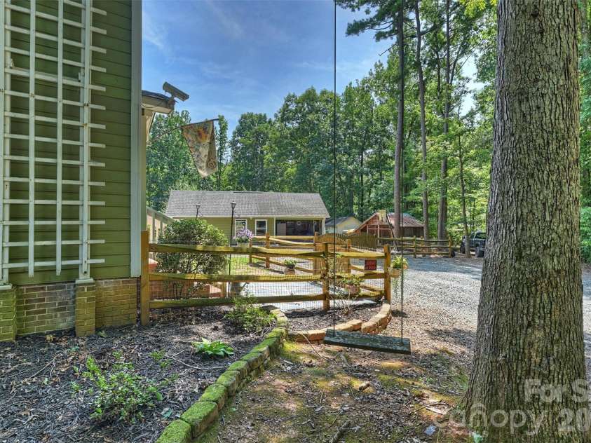 1213 Diana Lee Lane, Monroe, NC 28112.  MLS# CAR4414339, YatesRealty ID 44610. 