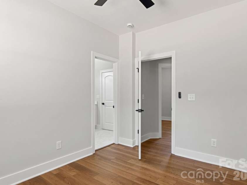122 Pinecrest Drive, Shelby, NC 28152.  MLS# CAR4413267, YatesRealty ID 44611. 