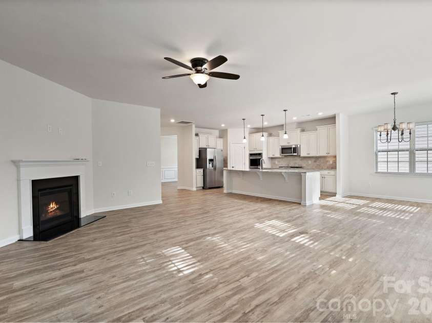 6948 Sunset Crater Place, Lancaster, SC 29720.  MLS# CAR4413356, YatesRealty ID 44612. Open concept living