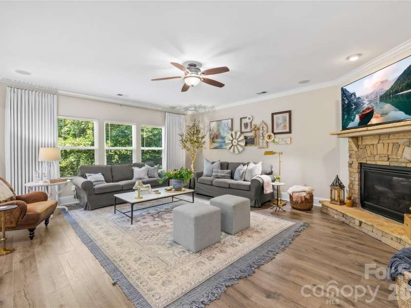 2105 Madeira Circle, Waxhaw, NC 28173.  MLS# CAR4413360, YatesRealty ID 44613. 