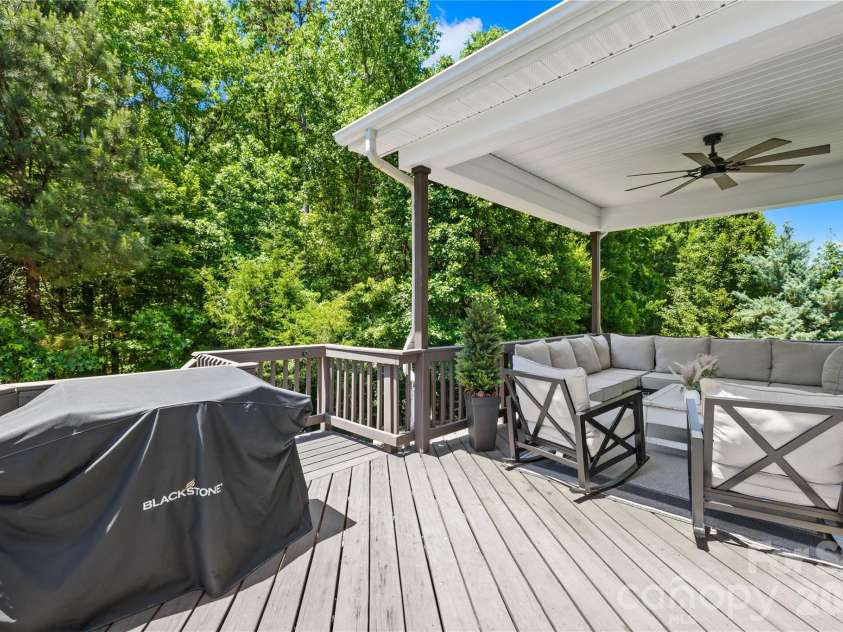 2105 Madeira Circle, Waxhaw, NC 28173.  MLS# CAR4413360, YatesRealty ID 44613. 