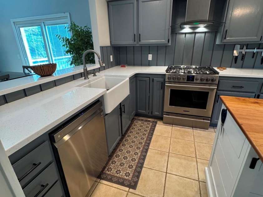501 Independence Trail, Morganton, NC 28655.  MLS# CAR4413269, YatesRealty ID 44614. Kitchen