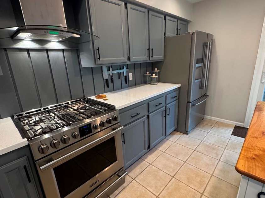 501 Independence Trail, Morganton, NC 28655.  MLS# CAR4413269, YatesRealty ID 44614. Kitchen