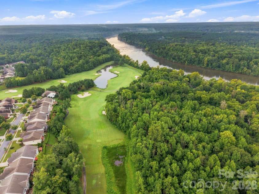 1040 Mesa Verde Drive, Fort Mill, SC 29707.  MLS# CAR4407477, YatesRealty ID 44615. 
