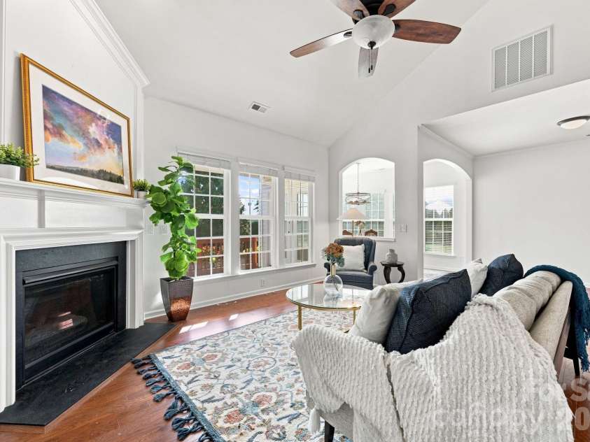 1040 Mesa Verde Drive, Fort Mill, SC 29707.  MLS# CAR4407477, YatesRealty ID 44615. Gas fireplace