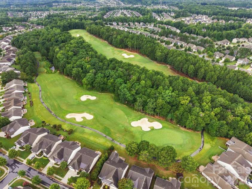 1040 Mesa Verde Drive, Fort Mill, SC 29707.  MLS# CAR4407477, YatesRealty ID 44615. Golf