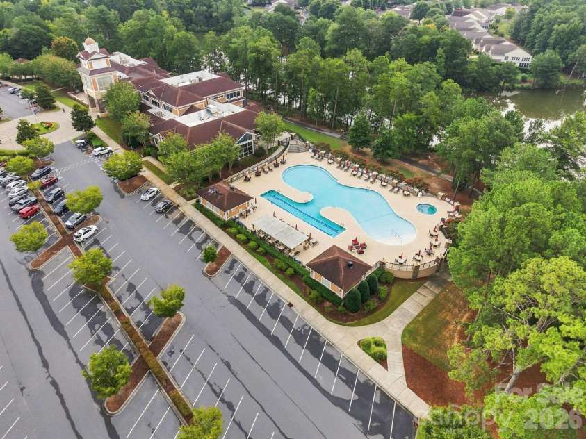 1040 Mesa Verde Drive, Fort Mill, SC 29707.  MLS# CAR4407477, YatesRealty ID 44615. One of Several Pools